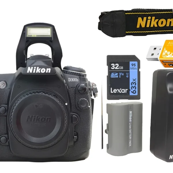 Nikon D300s + 32gb + Leitor Novinha E Perfeita ! Preto (Usado)
