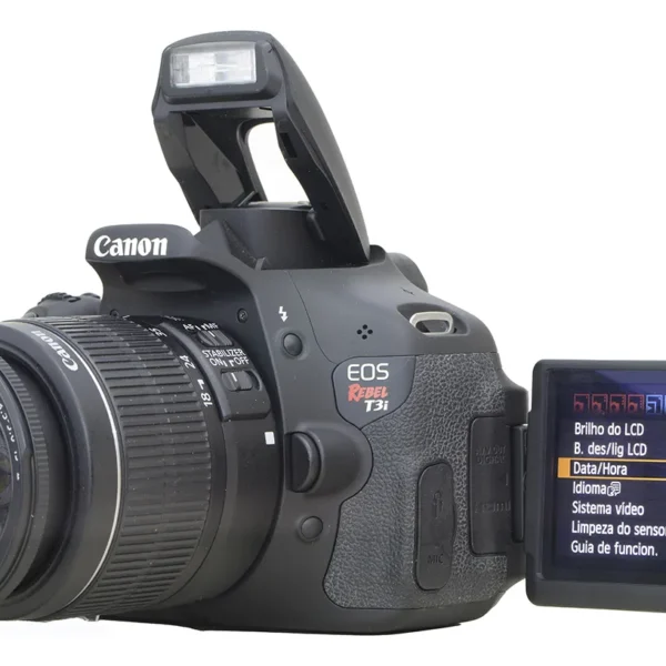 Canon T3i + 18-55mm + 32gb + Bolsa Só 6.800 Cliques Novinha! Preto (Usado)