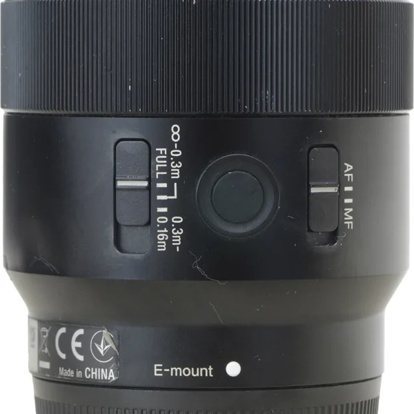 Objetiva Sony 50mm 2.8 Macro Mirrorless E-mount Perfeita Sony E-mount Preto (Usado)