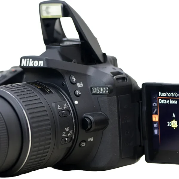 Nikon D5300 + 18-55mm + Bolsa + 16gb Novinha E Perfeita !! Preto (Usado)