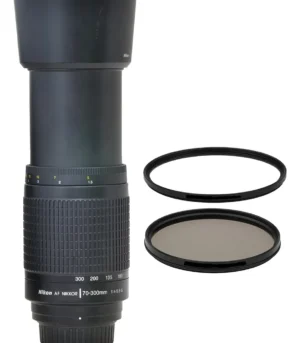 D_NQ_NP_2X_904568-MLB118045568438_102026-F-objetiva-zoom-nikon-70-300mm-af-g-2-filtros-nikon-f-preto[1]